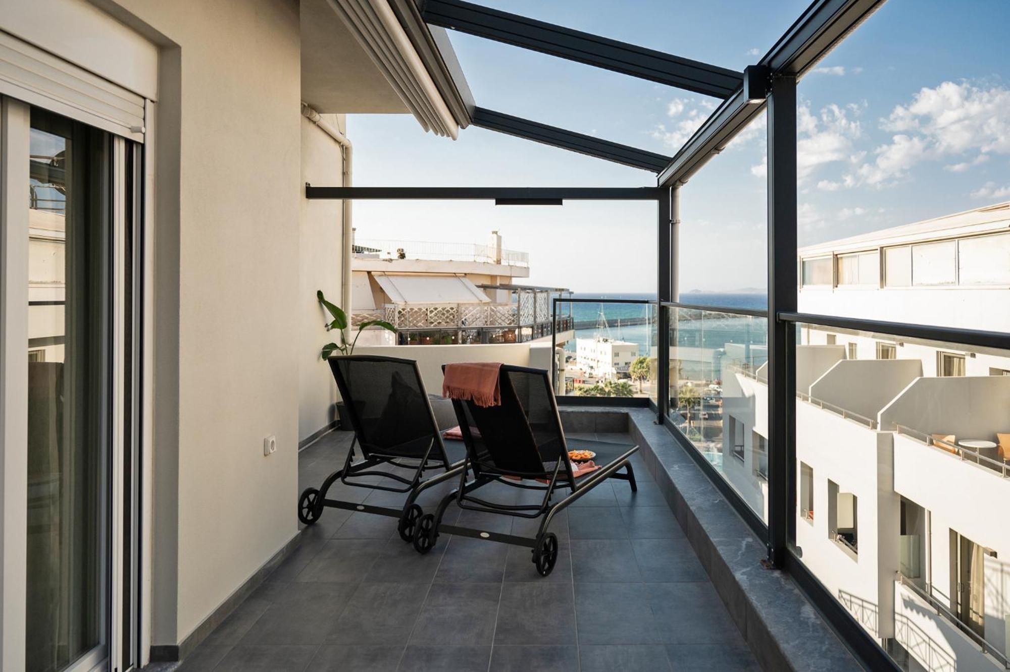L' Horizon Luxury Living By 8Essentially Heraklion  Bagian luar foto