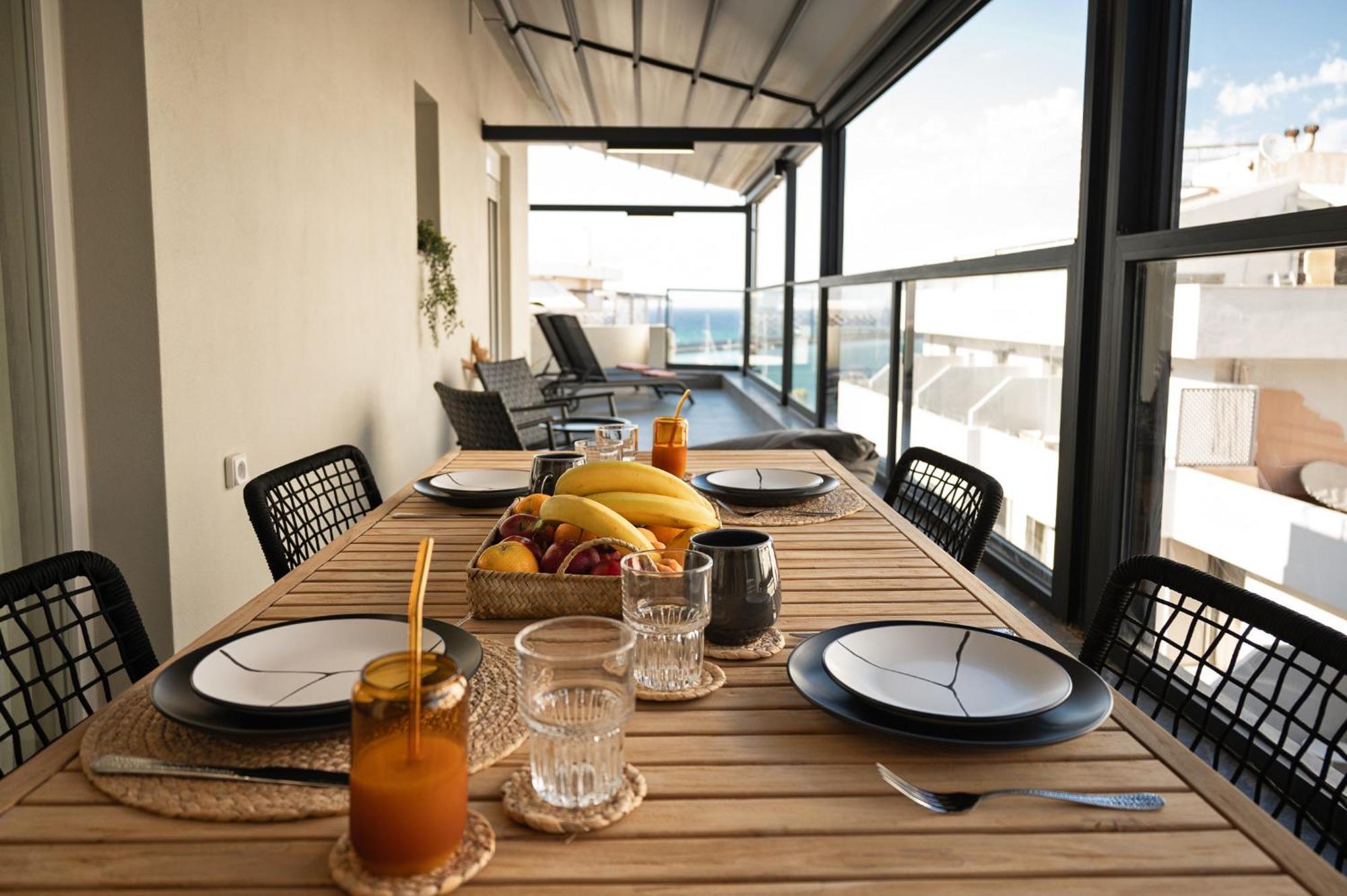 L' Horizon Luxury Living By 8Essentially Heraklion  Bagian luar foto